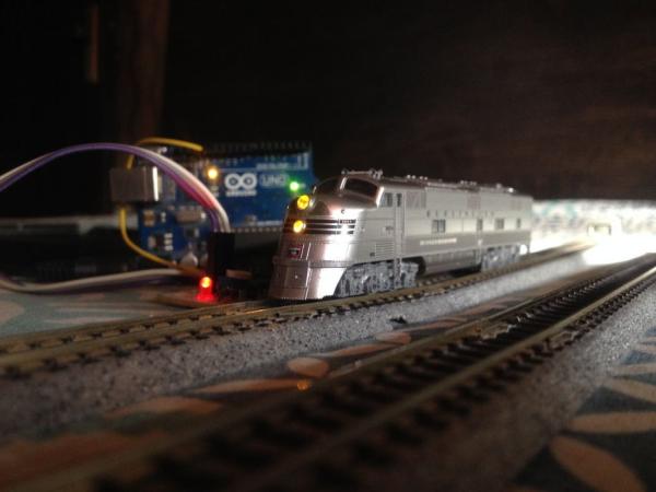 Automated Point to Point Model Railroad With Yard Siding using Arduino