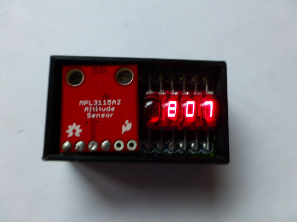 A compact Arduino altimeter for RC Planes
