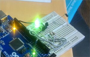 Arduino Tutorial: Capacitive Touch Sensors • Tech Projects
