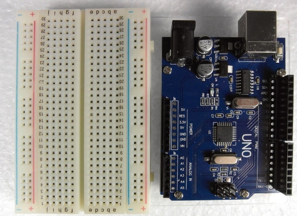 Arduino UNO and Half Size Breadboard